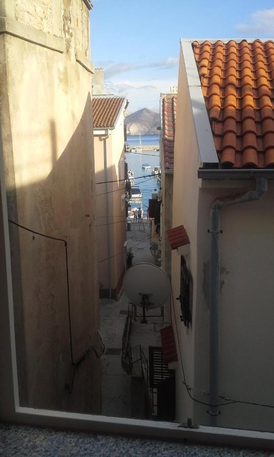 Apartman Dinka Baška Esterno foto