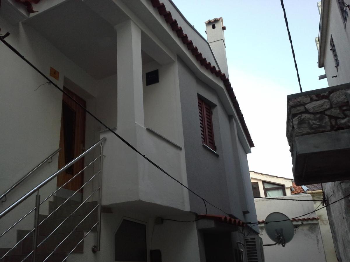 Apartman Dinka Baška Esterno foto