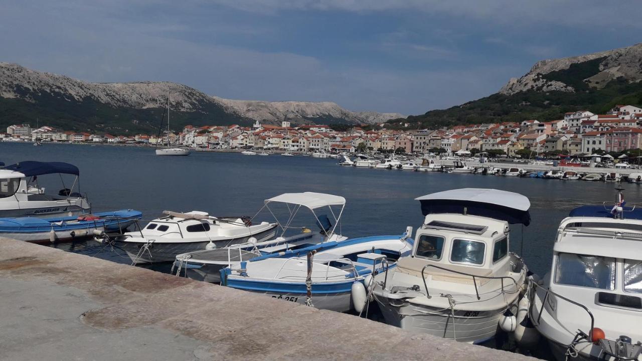Apartman Dinka Baška Esterno foto